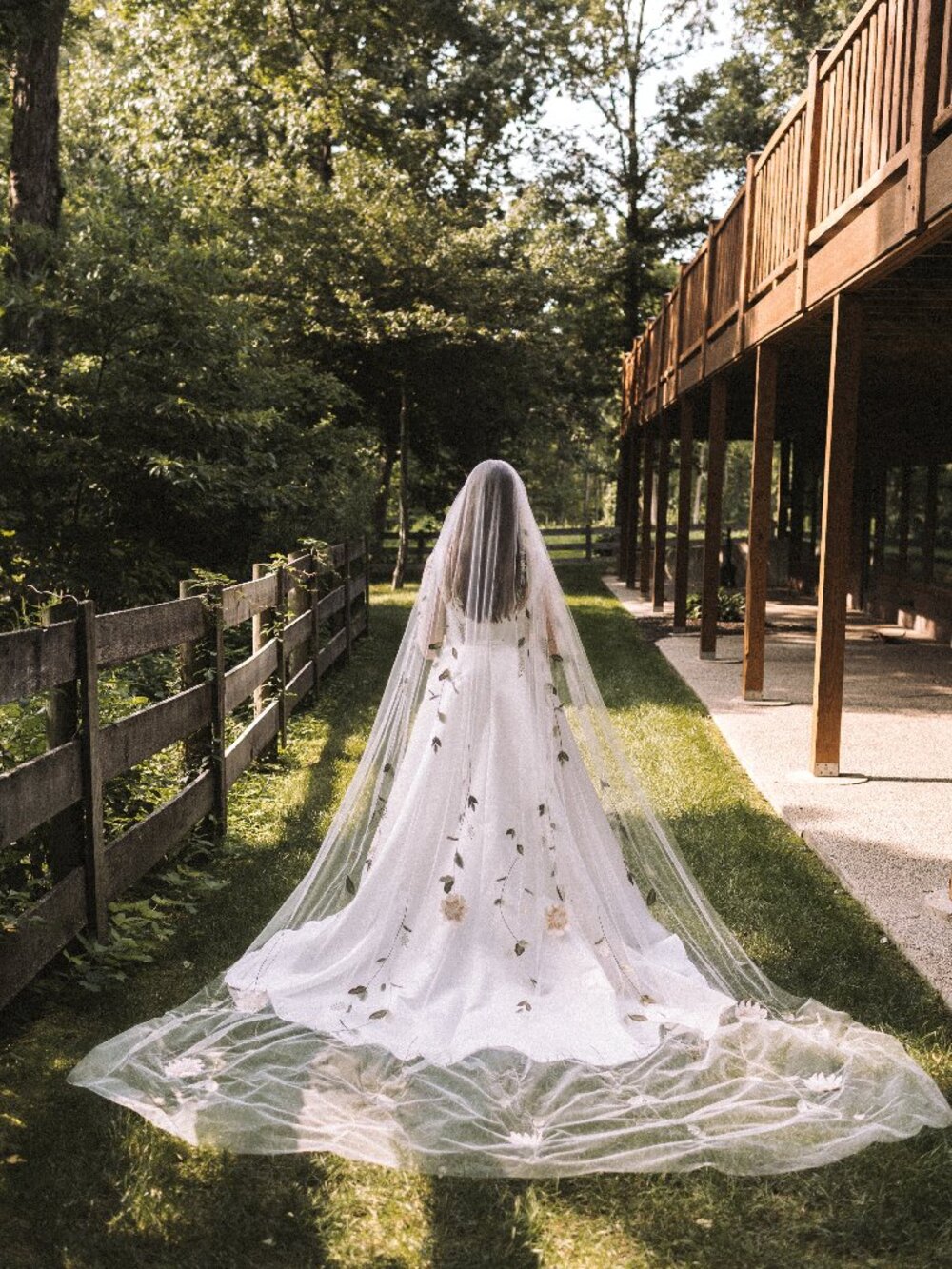 Toni Federici Goddess Veil